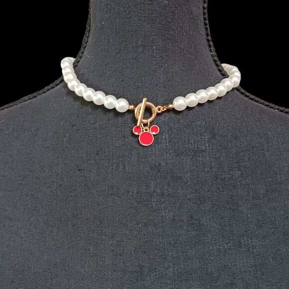 Red Mickey Mouse Faux Pearl Toggle Choker Necklace - Picture 1 of 9